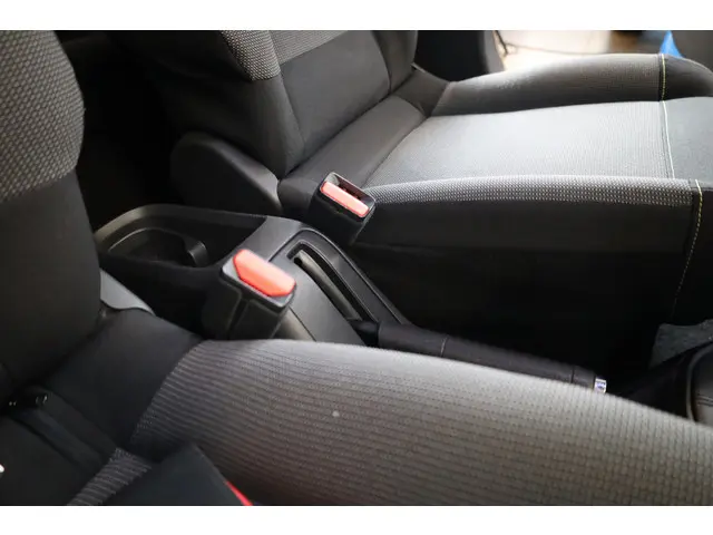 Citroën C3 PT 82 Feel 2017 Benzine 26