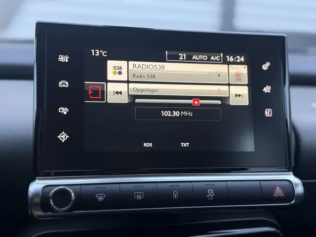 Citroën C4 Cactus 1.2 PureTech Shine 2015 Benzine 15