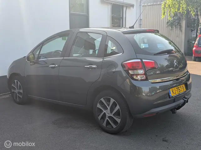 Citroën C3 1.2 PureTech Selection 2016 Benzine 6
