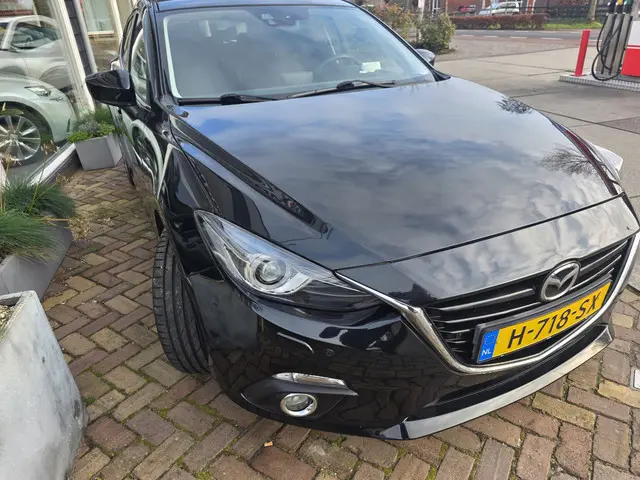 Mazda 3 2.0 TS+,head-up,keyless,18inch,carplay 2014 Benzine 13