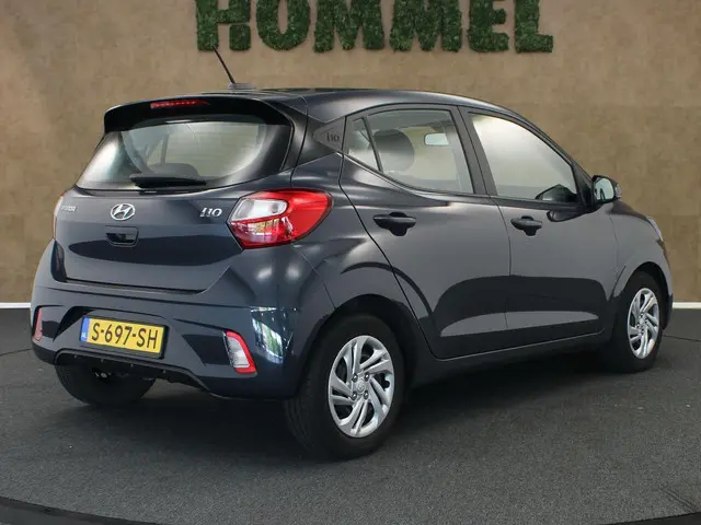 Hyundai i10 1.0 Comfort 2023 Benzine 2