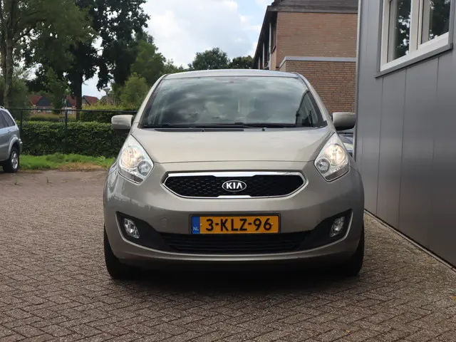 Kia Venga 1.4 CVVT Plus Pack 2013 Benzine 15