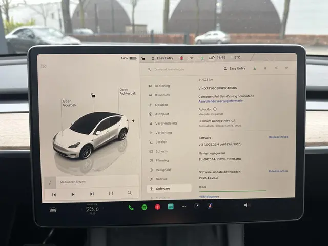 Tesla Model Y Long Rang AWD 2023 Elektrisch 25