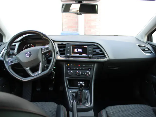 SEAT Leon ST 1.4 TSI ACT FR Dynamic 2015 Benzine 10