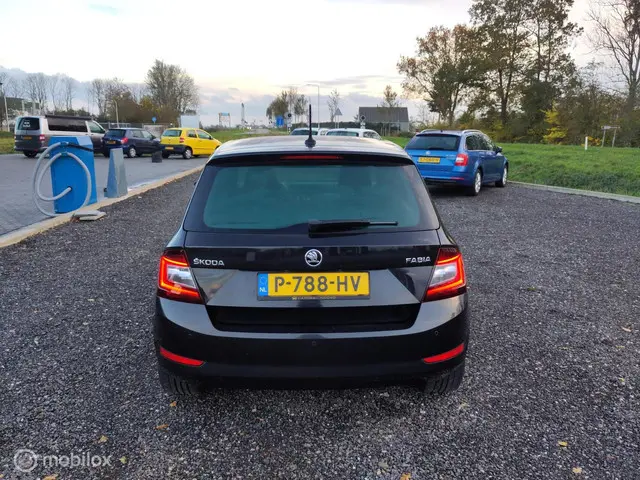 Škoda Fabia 1.0 TSI Clever 2019 Benzine 3