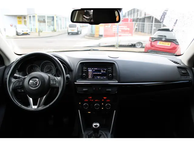 Mazda CX-5 2.0 Limited Edition 2WD 2014 Benzine 25
