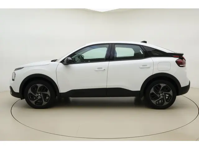 Citroën C4 1.2 Hybrid 136pk Plus 2024 Hybride Benzine 6