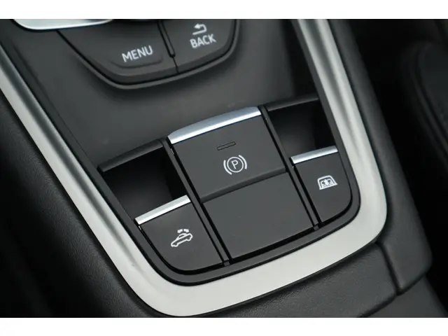 Audi TT Roadster 1.8 TFSI Pro Line + 2018 Benzine 35