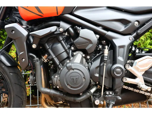 Triumph Trident 660 ABS MIVV EXHAUST 2023 Benzine 16