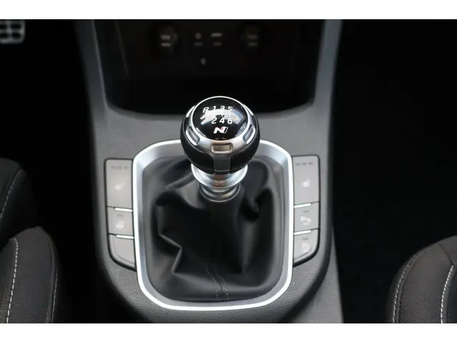 Hyundai i30 1.0 T-GDI Premium N-Line 2019 Benzine 5