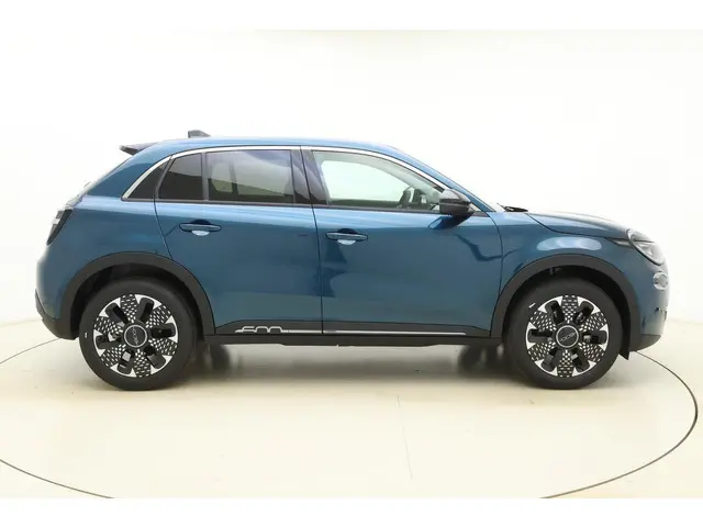 Fiat 600e La Prima 54 kWh 2025 Elektrisch 9