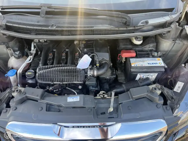 Peugeot 108 1.2 Puretech TOP! Roland Garros 2015 Benzine 17