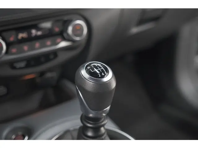 Nissan Juke 1.0 DIG-T Premiere Edition 2021 Benzine 46