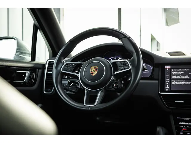 Porsche Cayenne Coupé 3.0 E-Hybrid 2020 Hybride Benzine 11