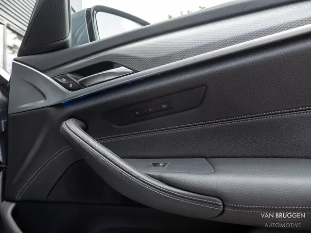 BMW 5 Serie 520i High Executive M-Sport 2019 Benzine 20