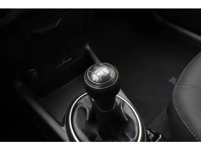 Hyundai i20 1.2 16v 85pk 5drs HP i-Motion 2014 Benzine 23