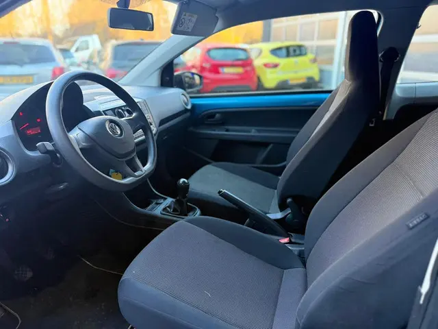 Volkswagen up! 1.0 BMT take up! 2017 2017 Benzine 5