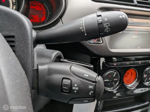 Citroën C3 1.2 PureTech Feel Edition 2016 Benzine 17