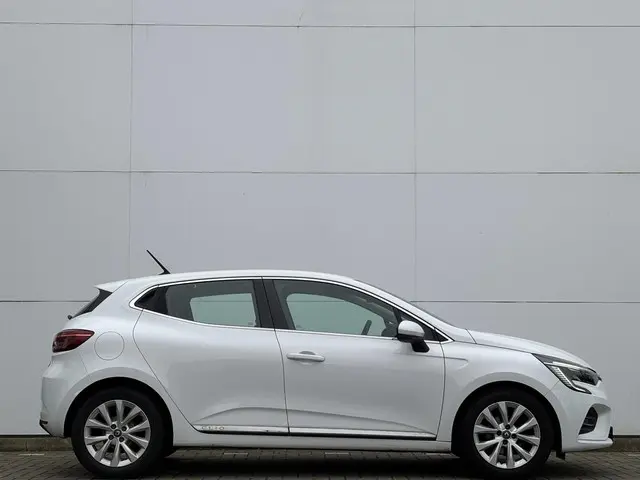 Renault Clio 1.0 TCe Intens 2021 Benzine 12