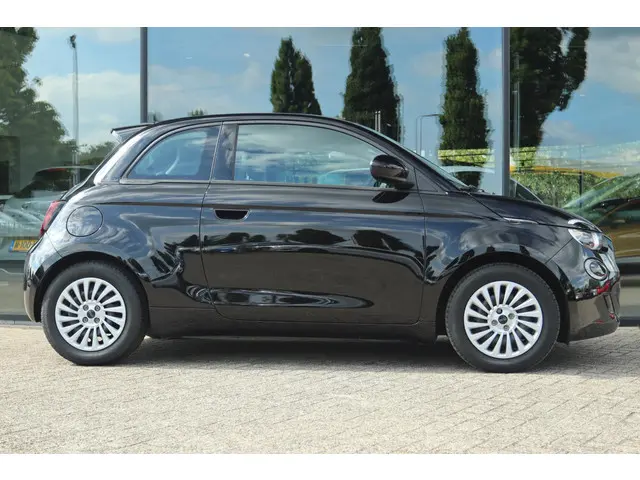 Fiat 500e 42 kWh 2023 Elektrisch 10