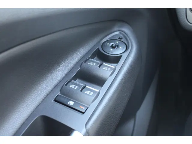 Ford Kuga 1.5 EcoBoost ST Line 2017 Benzine 17