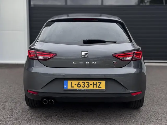 SEAT Leon 1.4 EcoTSI FR CarPlay|Stoelverw|Navi 2016 Benzine 8