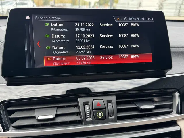 BMW X1 sDrive20i VDL NEDCAR EDITION 2019 Benzine 28