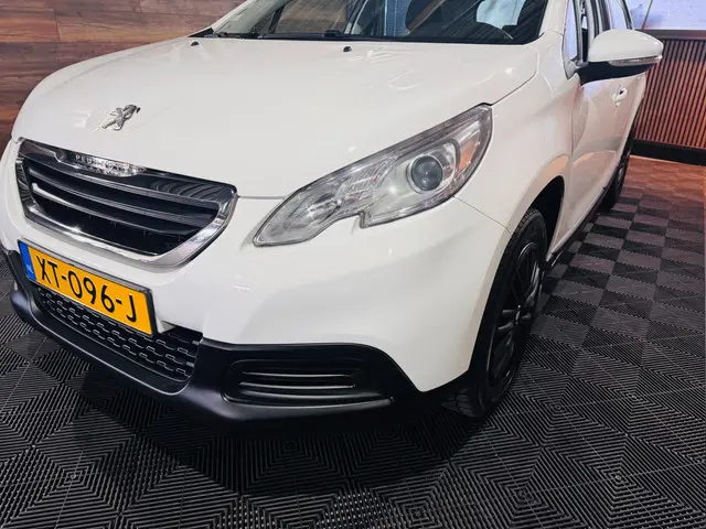 Peugeot 2008 3