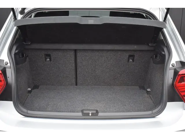 Volkswagen Polo 1.0 TSi Highline 2018 Benzine 20