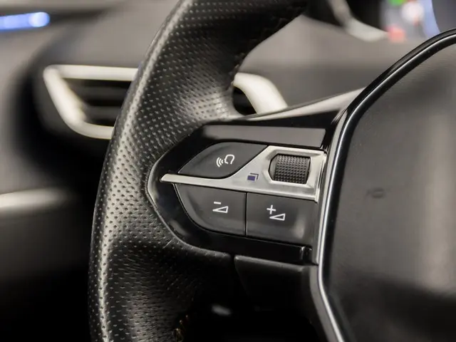 Peugeot 5008 1.2 PureTech GT-Line Deluxe 2018 Benzine 23