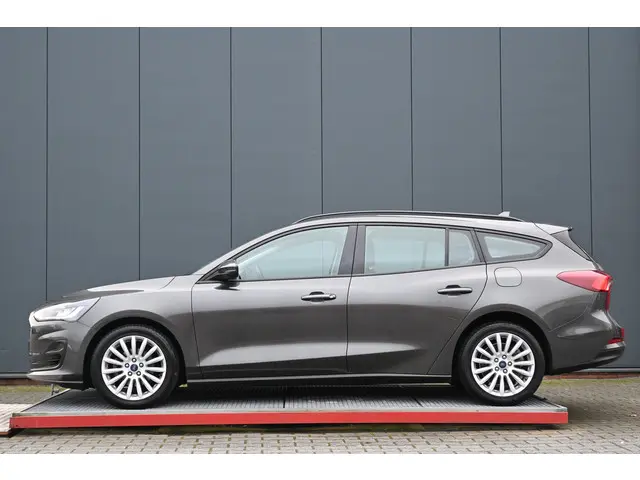 Ford Focus Wagon 1.0 EcoBoost Connected 2022 Benzine 7