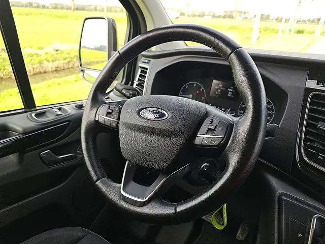 Ford Transit Custom 2.0 2021 Diesel 9