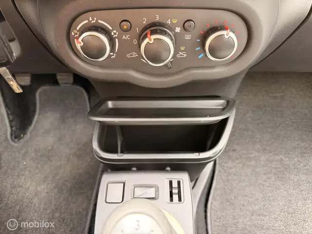 Renault Twingo 1.0 SCe Intens 2018 Benzine 18