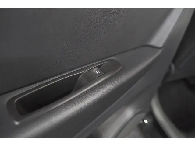 Renault Captur TCe 90 Limited 2017 Benzine 25