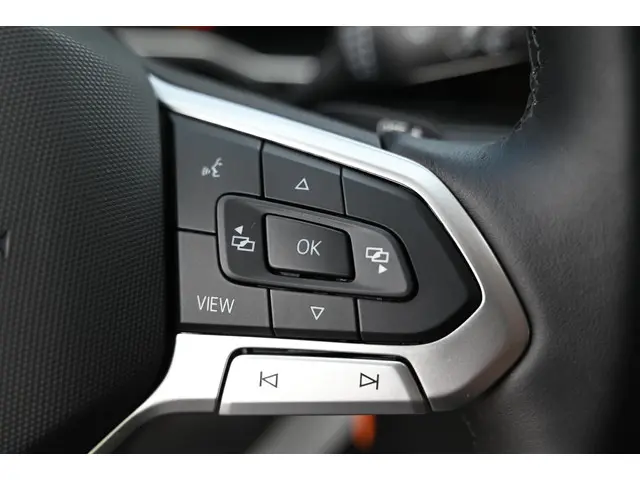 Volkswagen Polo 1.0 TSI Style 2024 Benzine 23