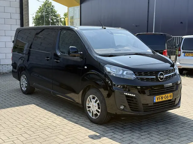 Opel Vivaro 2.0 CDTI 150PK EURO6 L3H1 2020 Diesel 16