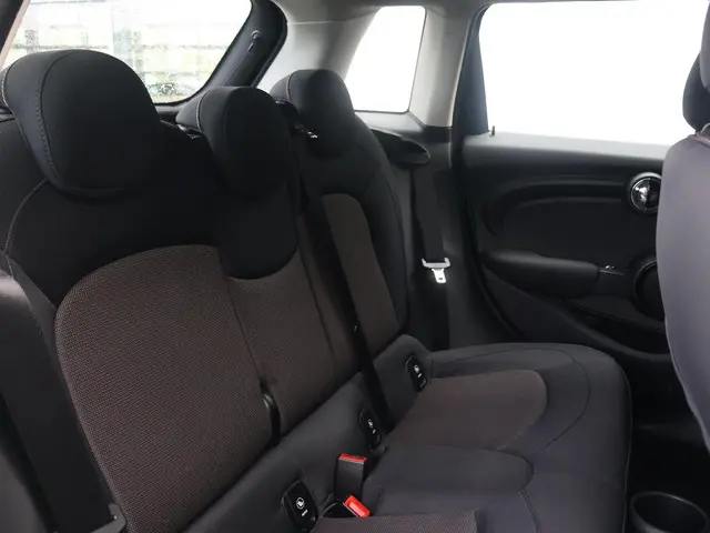 MINI Cooper 1.5 2019 Benzine 9