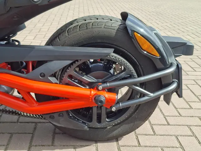 Can-Am Spyder F3 SM6 LTD 2015 Benzine 17