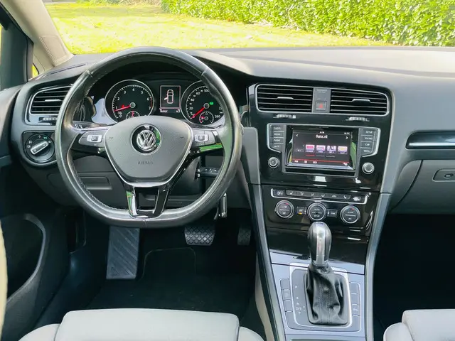 Volkswagen Golf 1.4 TSI Highline/Automaat 2013 Benzine 16