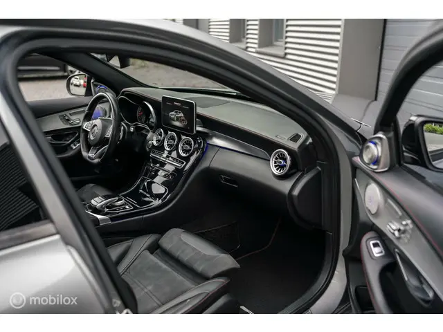 Mercedes-Benz C-Klasse 43 AMG 4MATIC 2015 Benzine 35