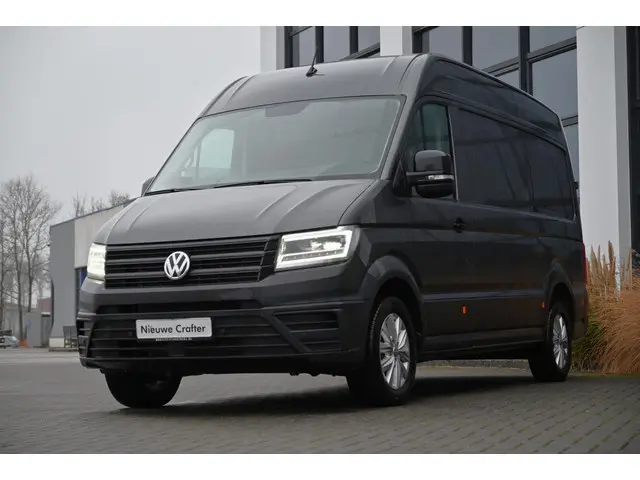 Volkswagen Crafter 2.0 TDI L3H3 2024 Diesel 2