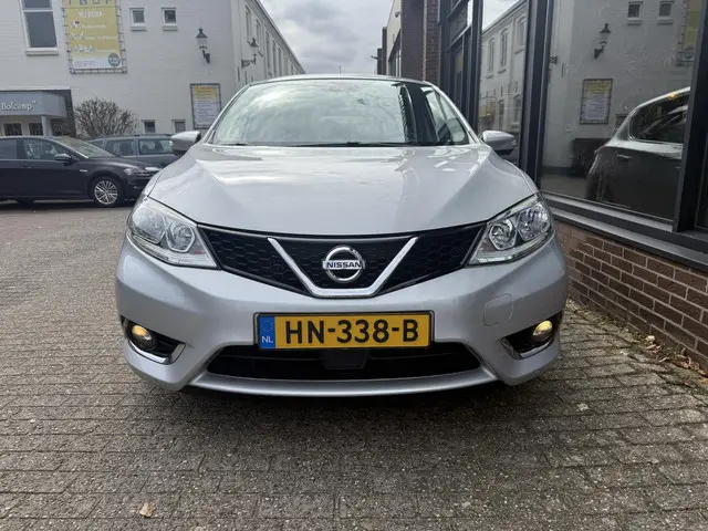Nissan Pulsar 2