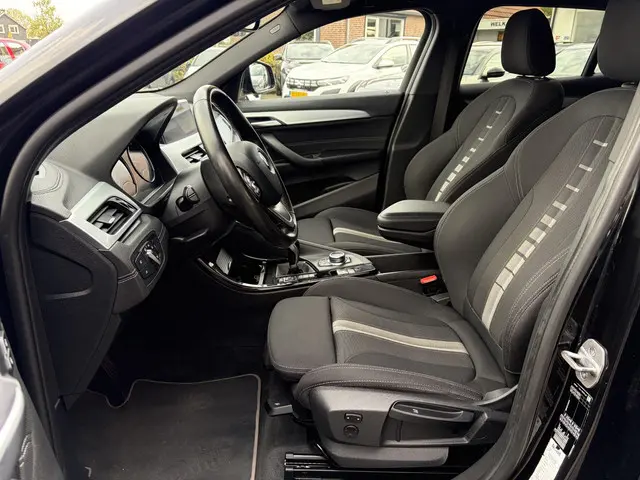 BMW X2 sDrive18i High Executive 2019 Benzine 16