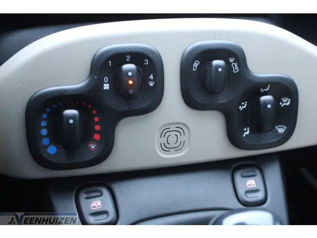 Fiat Panda 0.9 TwinAir Edizione Cool 2013 Benzine 19