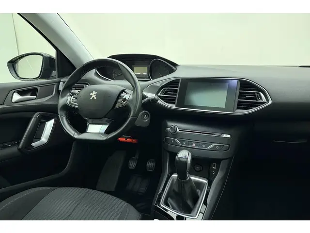 Peugeot 308 1.2 PureTech Blue Lion 2017 Benzine 25