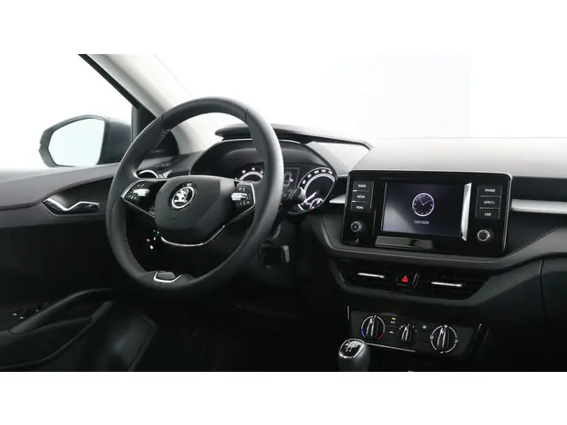 Škoda Fabia 1.0 TSI 95pk Ambition 2024 Benzine 17