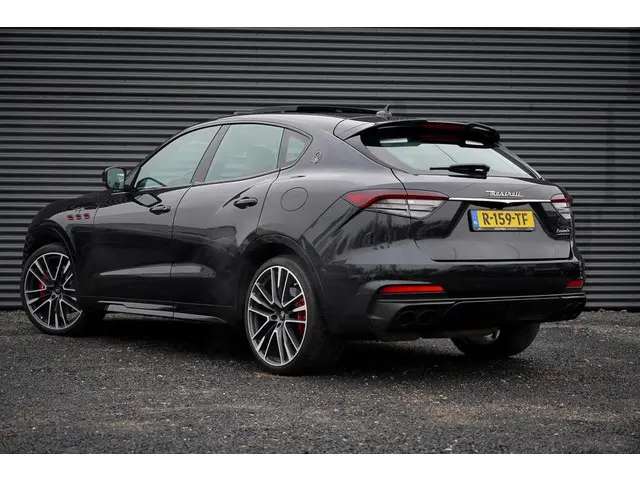 Maserati Levante 3.8 V8 Trofeo 2019 Benzine 14