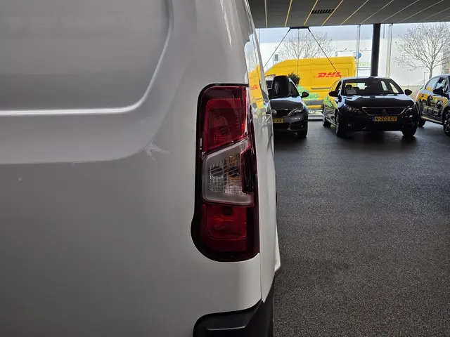 Opel Combo 1.5D L2H1 Edition 2020 Diesel 10