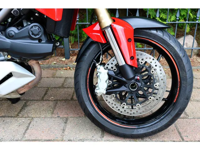 Ducati Multistrada 1200 MTS TOURER ABS 2014 Benzine 12