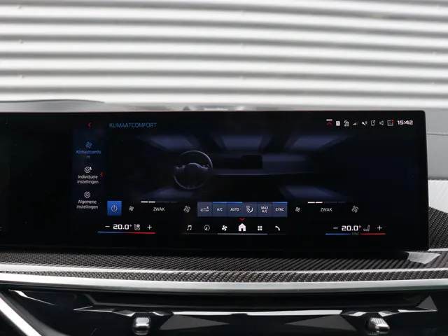 BMW X5 M Competition 2025 Benzine 37